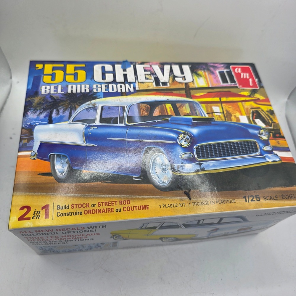 AMT 1955 Chevy Bel Air Sedan 1/25 Model Kit 2-in-1 AMT1119 Open Started